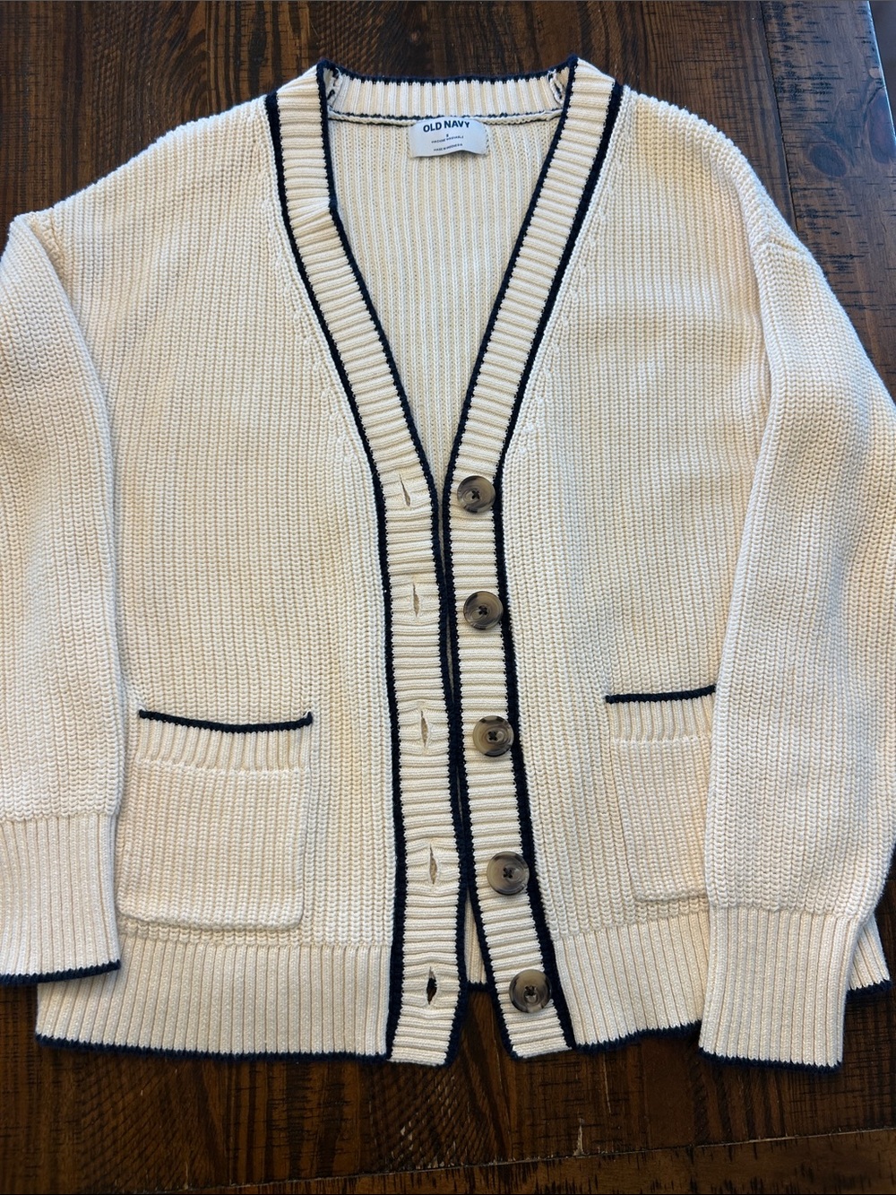 Women’s Old Navy Collegiate Navy and Cream Cardigan